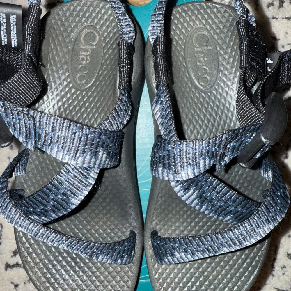 Chaco Unisex-Child Z1 Ecotread Sandal Size 12 Barely worn EEUC!!  NAVY